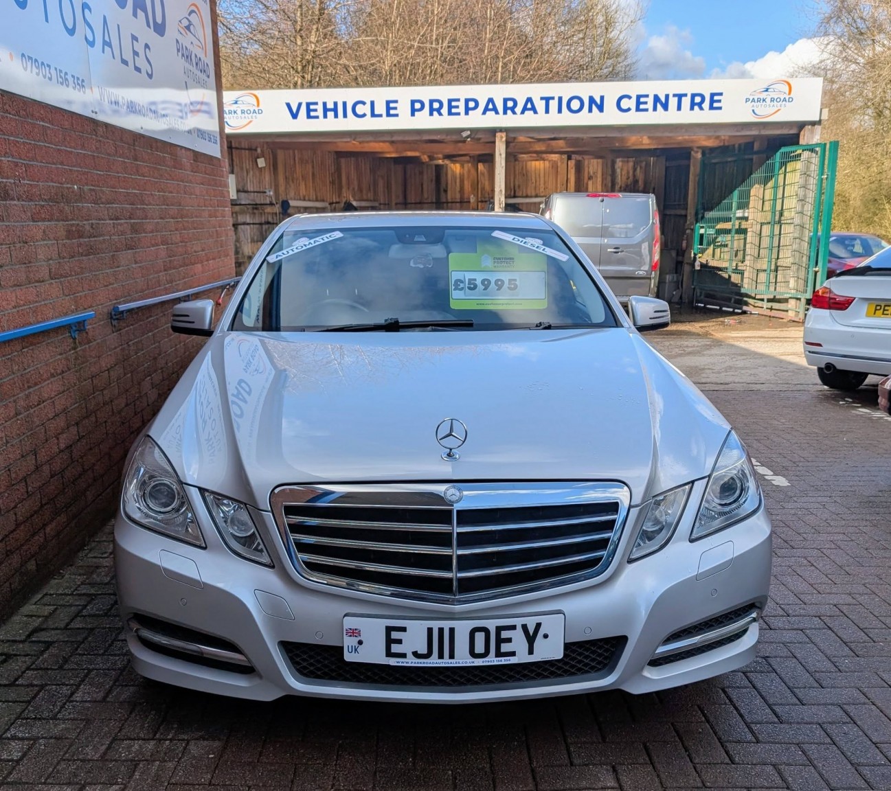 Used Mercedes-Benz E Class 2011 for sale - 77709033: Photo 8