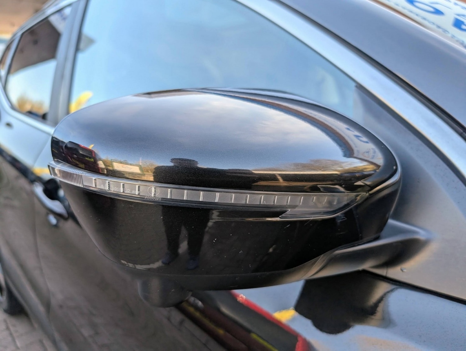 Used Nissan Qashqai 2015 for sale - 77997201: Photo 11