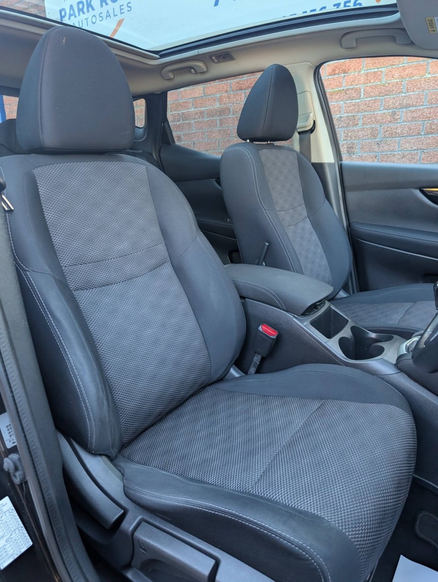 Used Nissan Qashqai 2015 for sale - 77997201: Photo 14