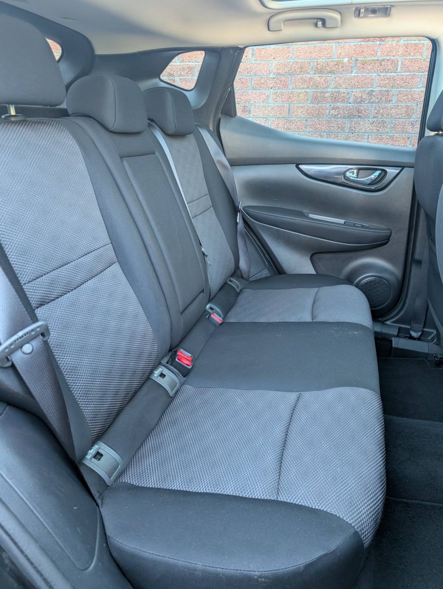 Used Nissan Qashqai 2015 for sale - 77997201: Photo 17