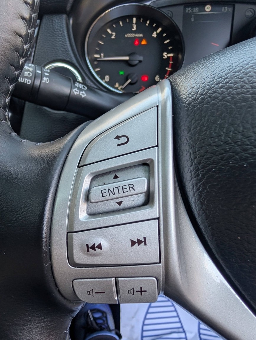 Used Nissan Qashqai 2015 for sale - 77997201: Photo 22