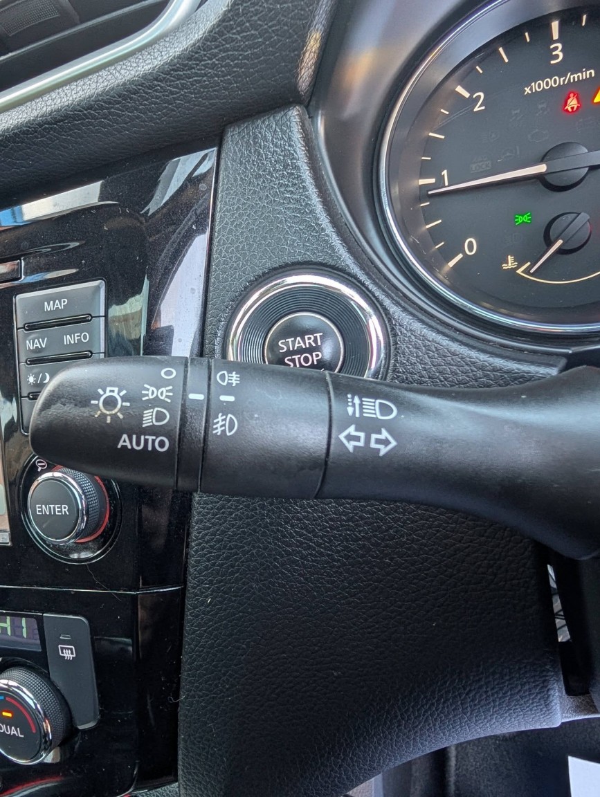 Used Nissan Qashqai 2015 for sale - 77997201: Photo 24