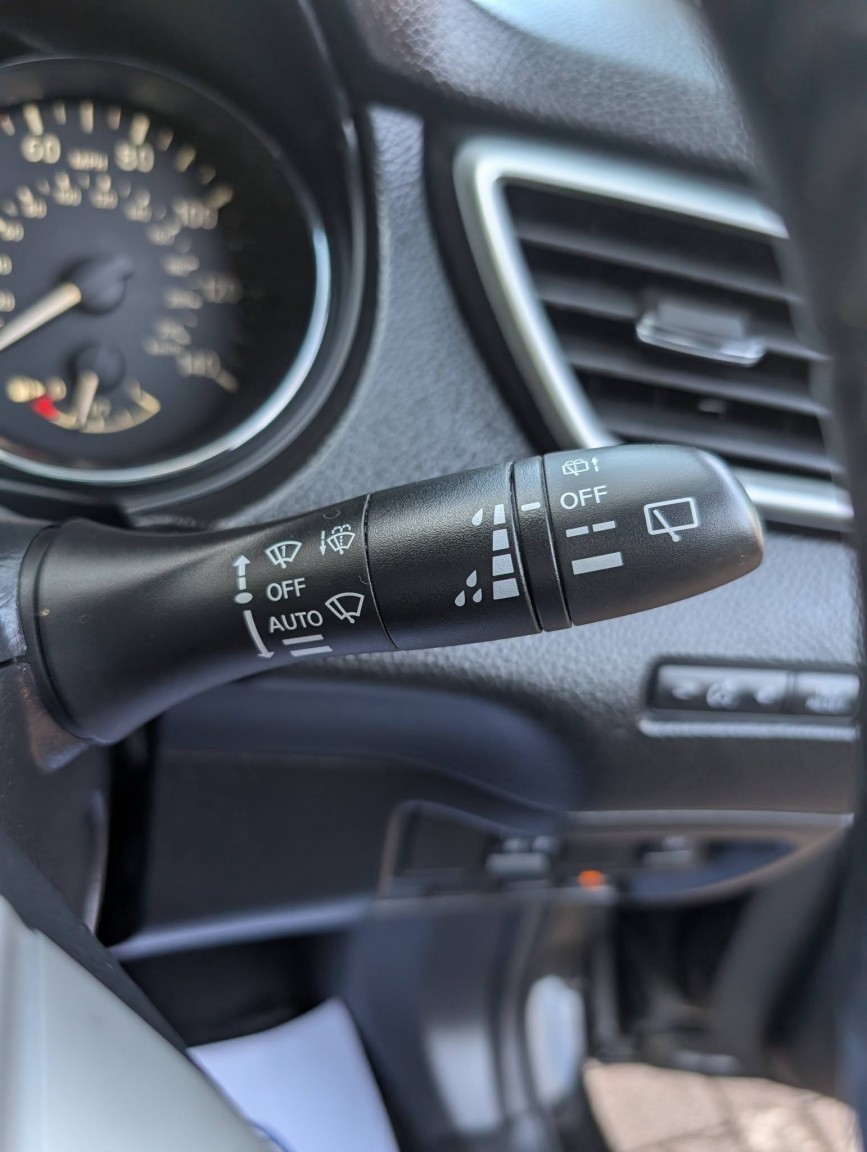 Used Nissan Qashqai 2015 for sale - 77997201: Photo 25