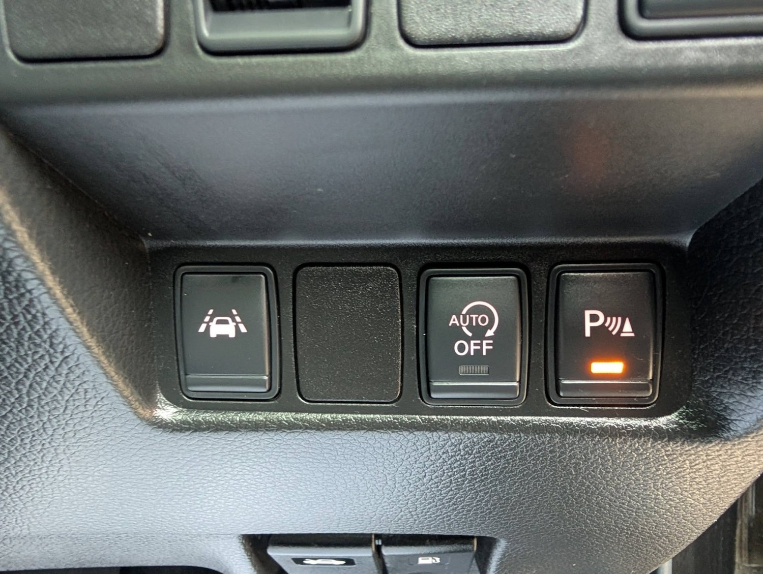 Used Nissan Qashqai 2015 for sale - 77997201: Photo 27