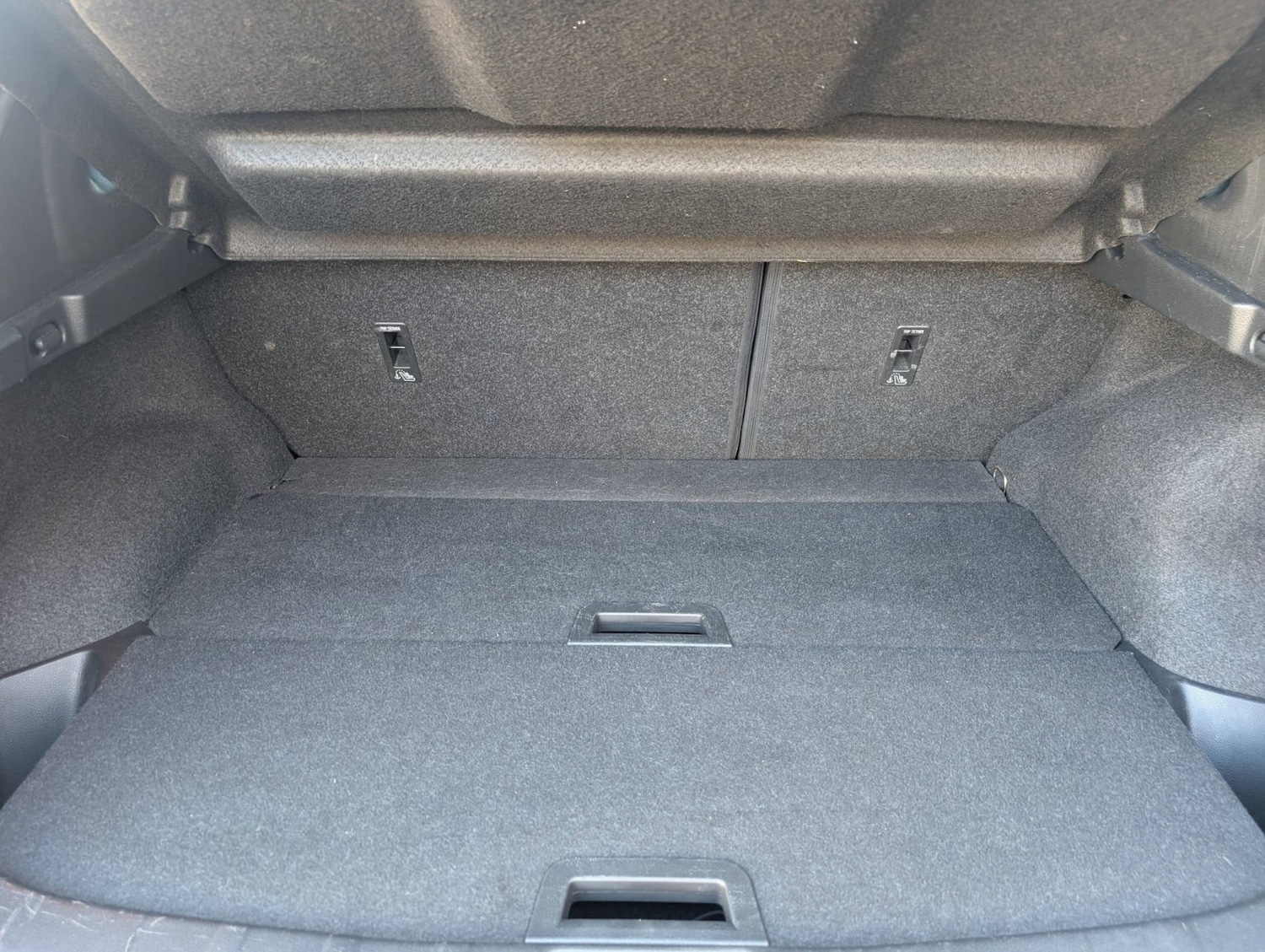 Used Nissan Qashqai 2015 for sale - 77997201: Photo 40