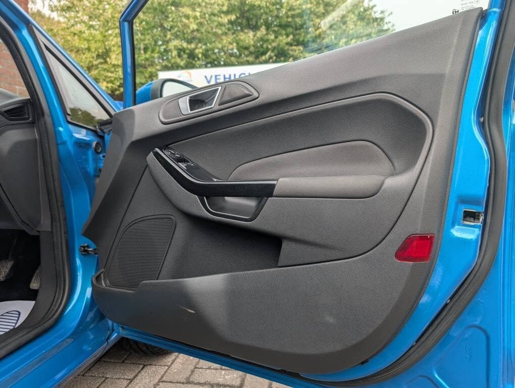 Used Ford Fiesta 2016 for sale - 76107226: Photo 21