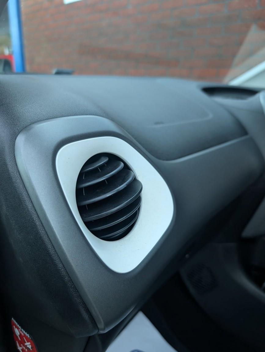 Used Toyota AYGO 2019 for sale - 76712552: Photo 19