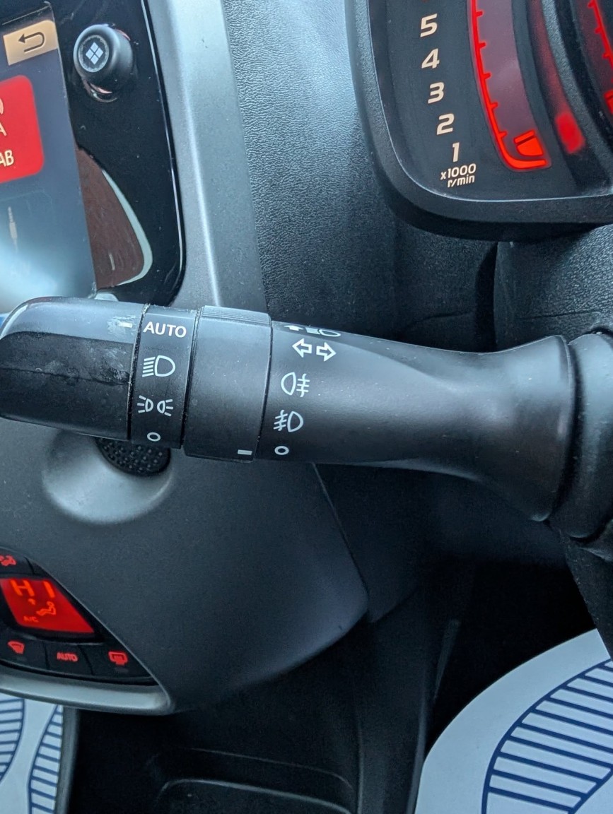 Used Toyota AYGO 2019 for sale - 76712552: Photo 27