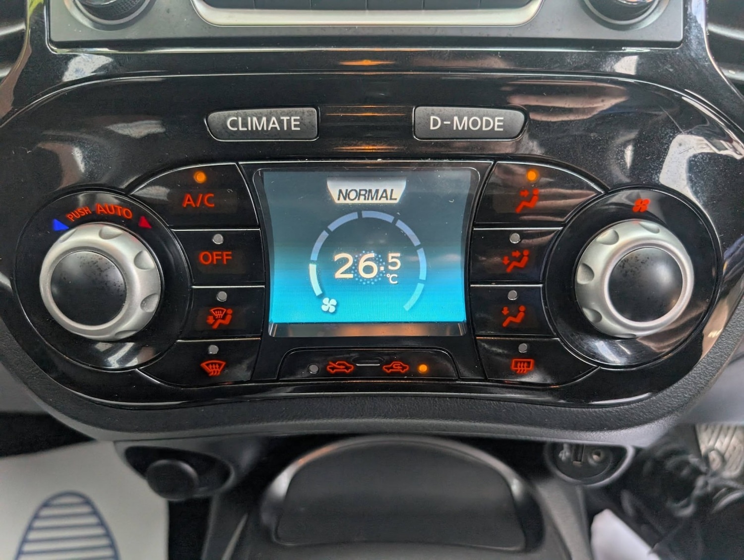 Used Nissan Juke 2017 for sale - 77028042: Photo 30