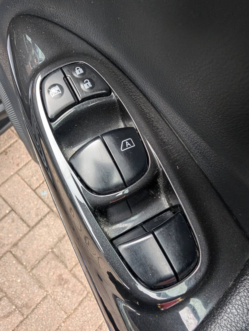 Used Nissan Juke 2015 for sale - 78222987: Photo 17