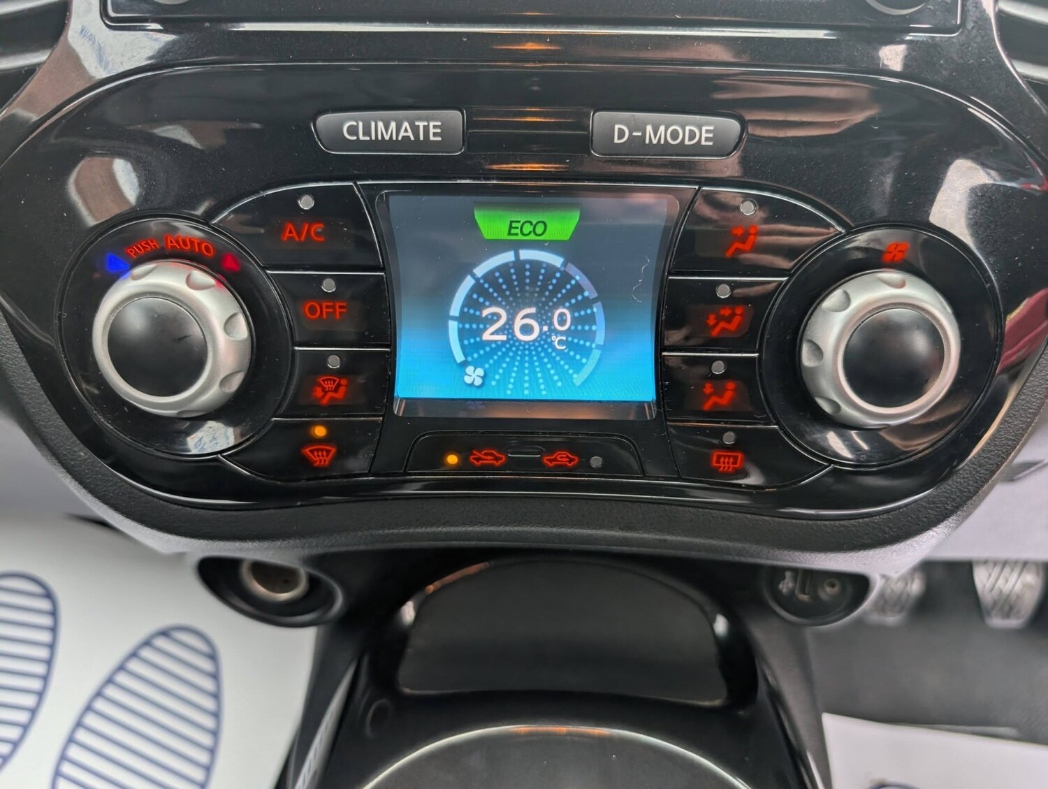 Used Nissan Juke 2015 for sale - 78222987: Photo 38