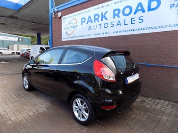 Used Ford Fiesta 2017 for sale - 74608382: Photo