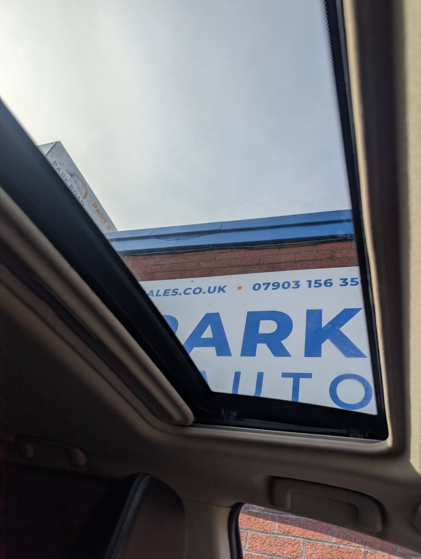 Used Mitsubishi Outlander 2014 for sale - 77997271: Photo 46