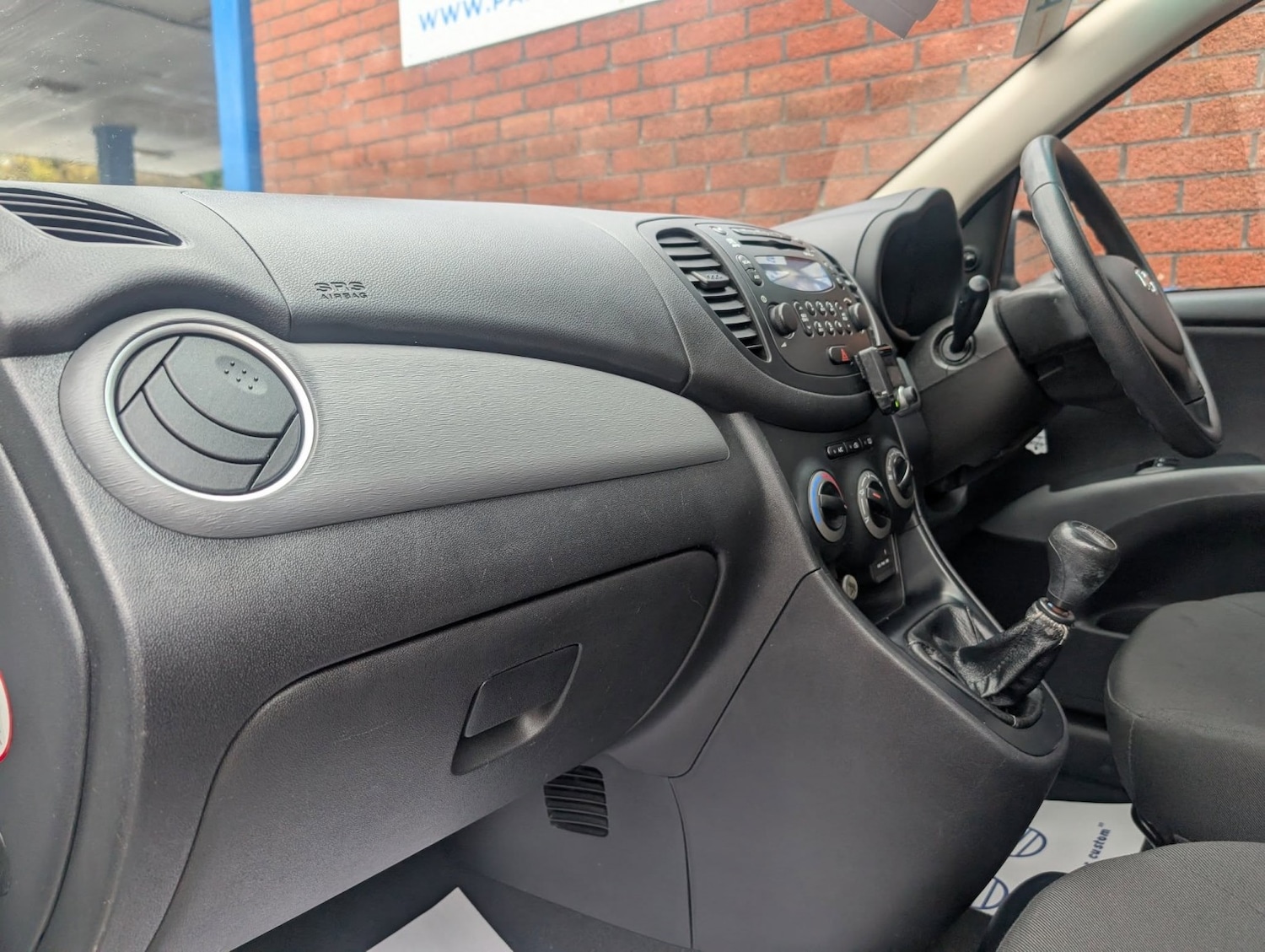 Used Hyundai i10 2012 for sale - 76769882: Photo 23