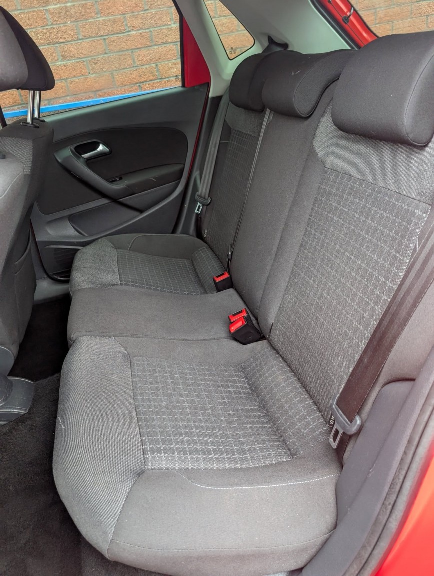 Used Volkswagen Polo 2016 for sale - 76497440: Photo 18