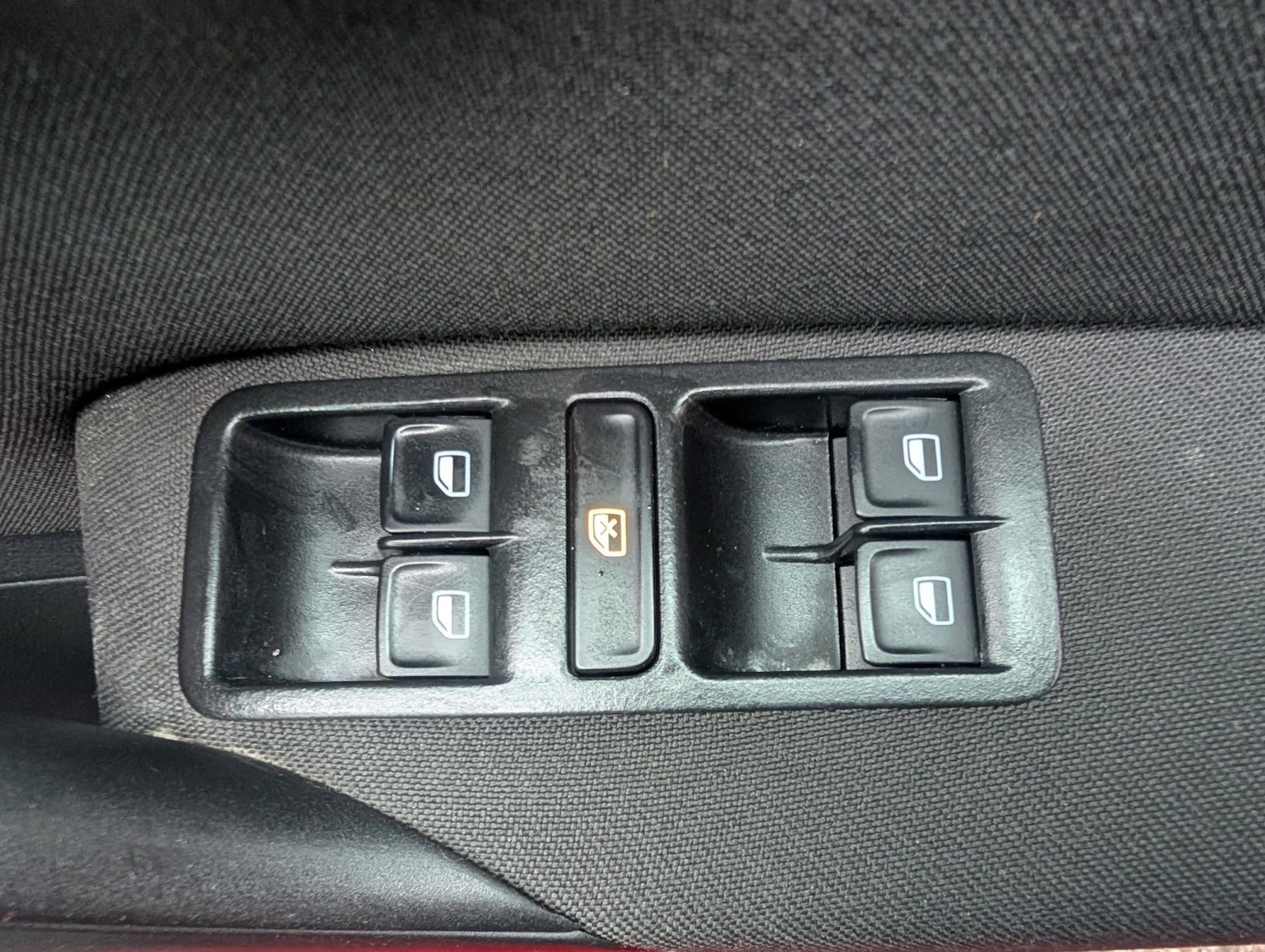 Used Volkswagen Polo 2016 for sale - 76497440: Photo 36