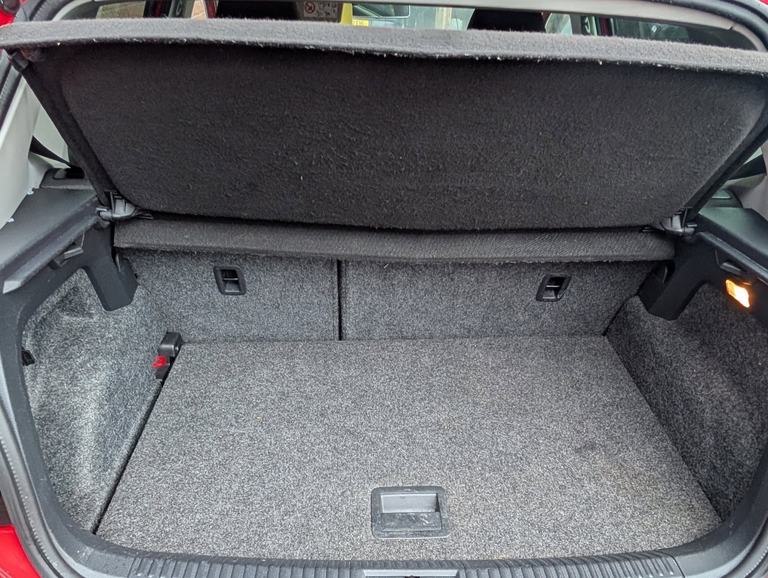 Used Volkswagen Polo 2016 for sale - 76497440: Photo 38