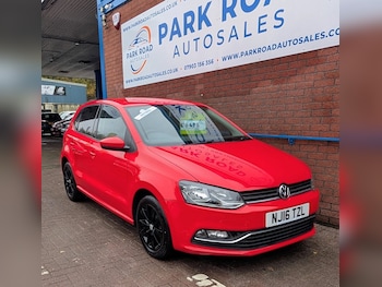 Used Volkswagen Polo 2016 for sale - 76497440: Photo