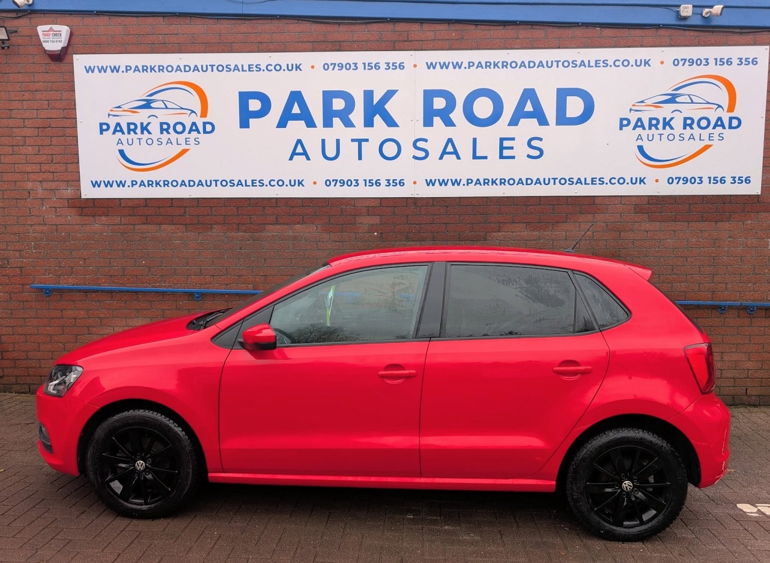 Used Volkswagen Polo 2016 for sale - 76497440: Photo 9