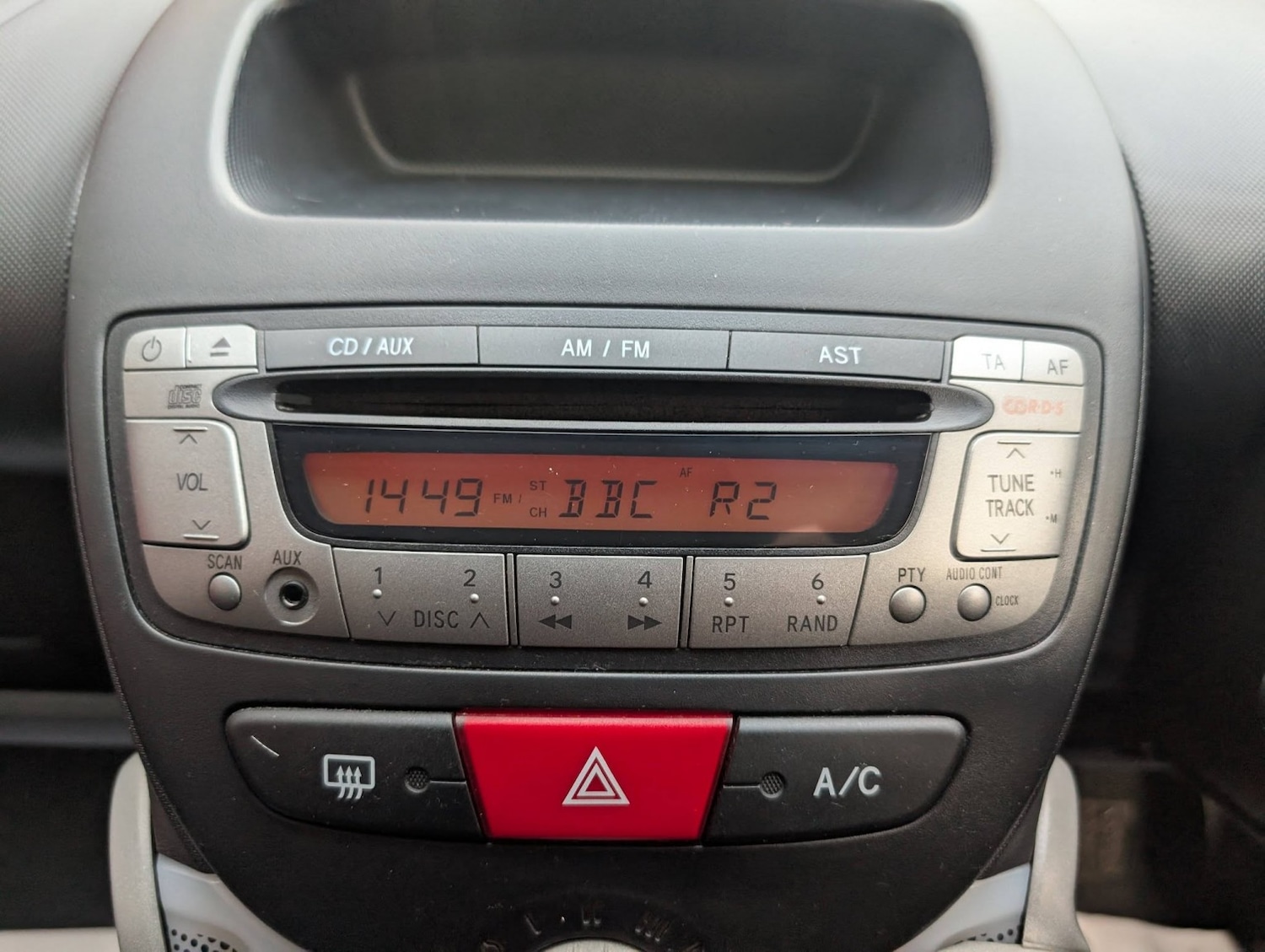 Used Peugeot 107 2013 for sale - 77173107: Photo 21