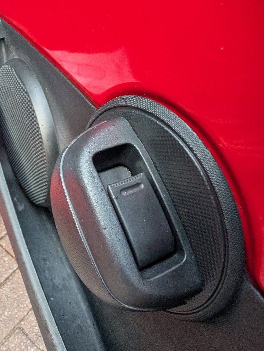 Used Peugeot 107 2013 for sale - 77173107: Photo 25