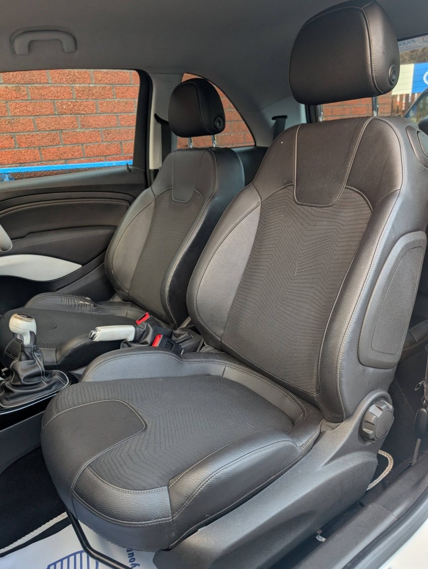 Used Vauxhall ADAM 2015 for sale - 77027900: Photo 18