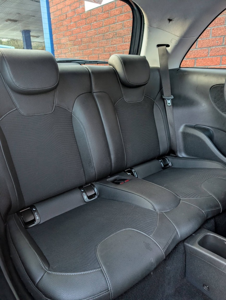 Used Vauxhall ADAM 2015 for sale - 77027900: Photo 19