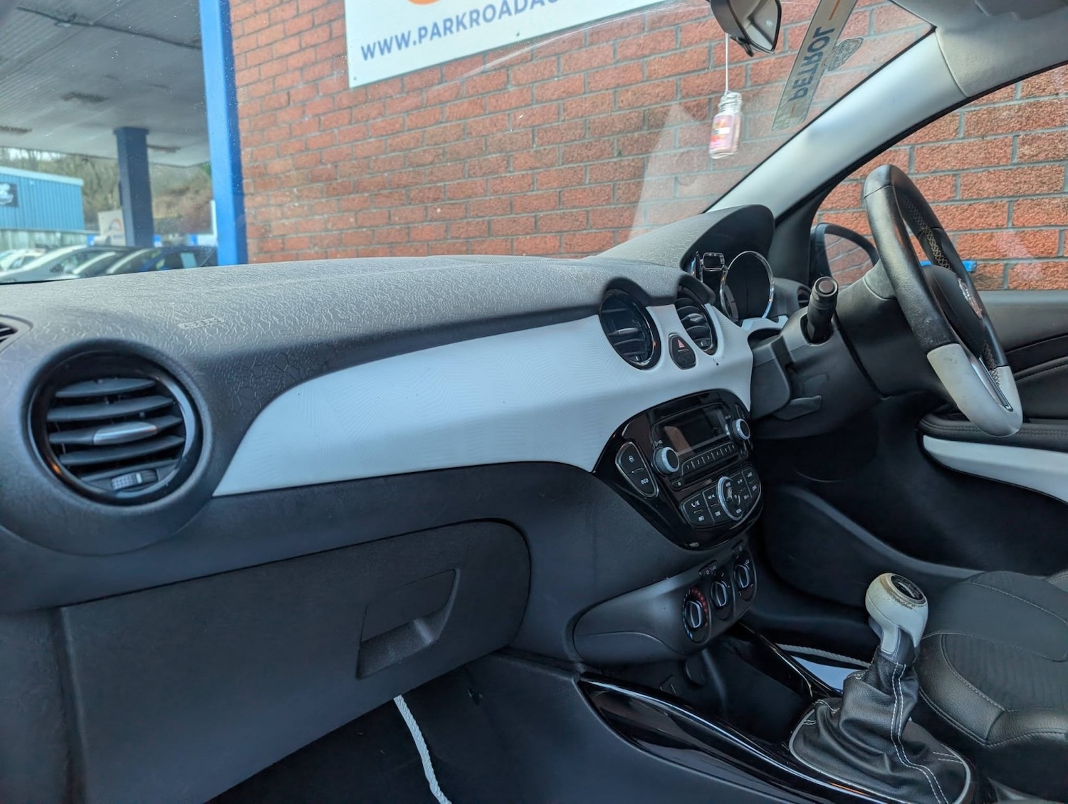 Used Vauxhall ADAM 2015 for sale - 77027900: Photo 21