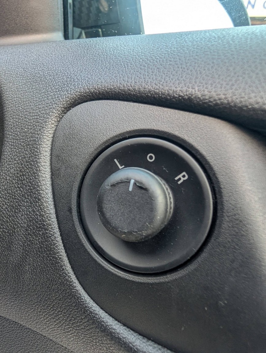 Used Vauxhall ADAM 2015 for sale - 77027900: Photo 24