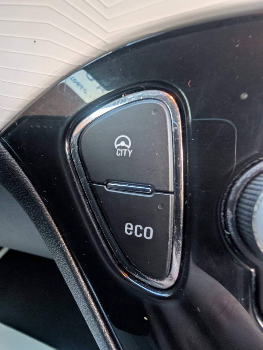 Used Vauxhall ADAM 2015 for sale - 77027900: Photo 31