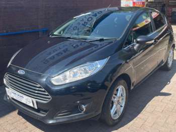 2013 - 1.25 82 Zetec 5dr