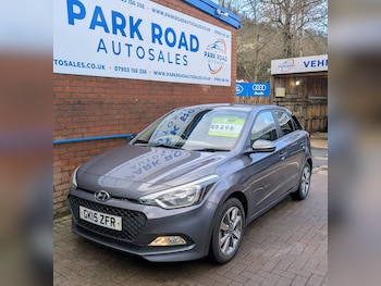 Used Hyundai i20 2015 for sale - 77881094: Photo