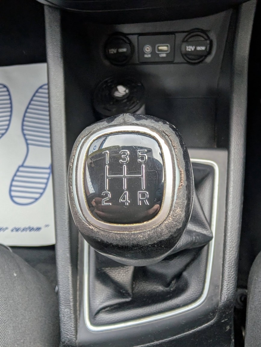 Used Hyundai i20 2015 for sale - 77881094: Photo 26