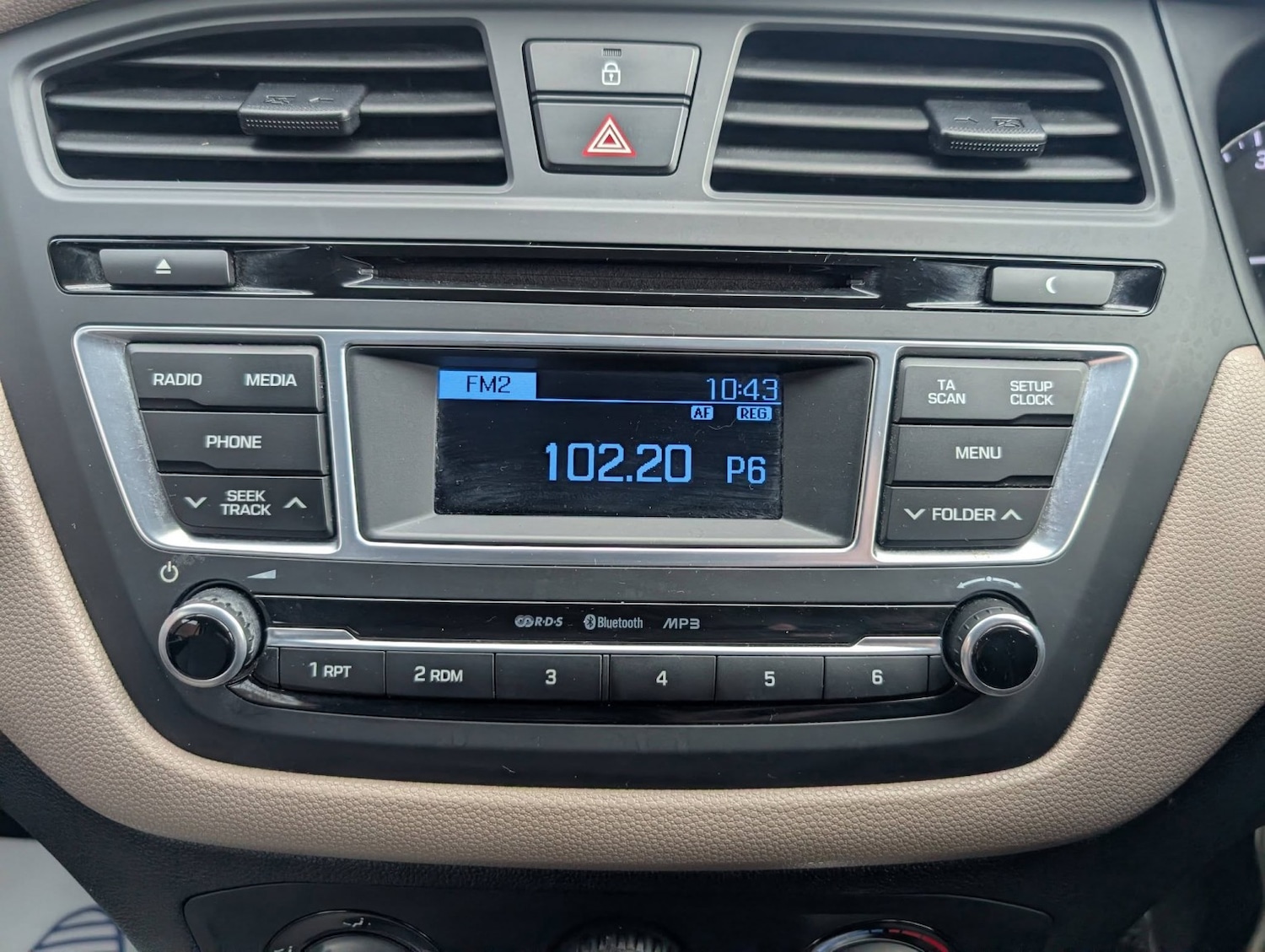 Used Hyundai i20 2015 for sale - 77881094: Photo 29