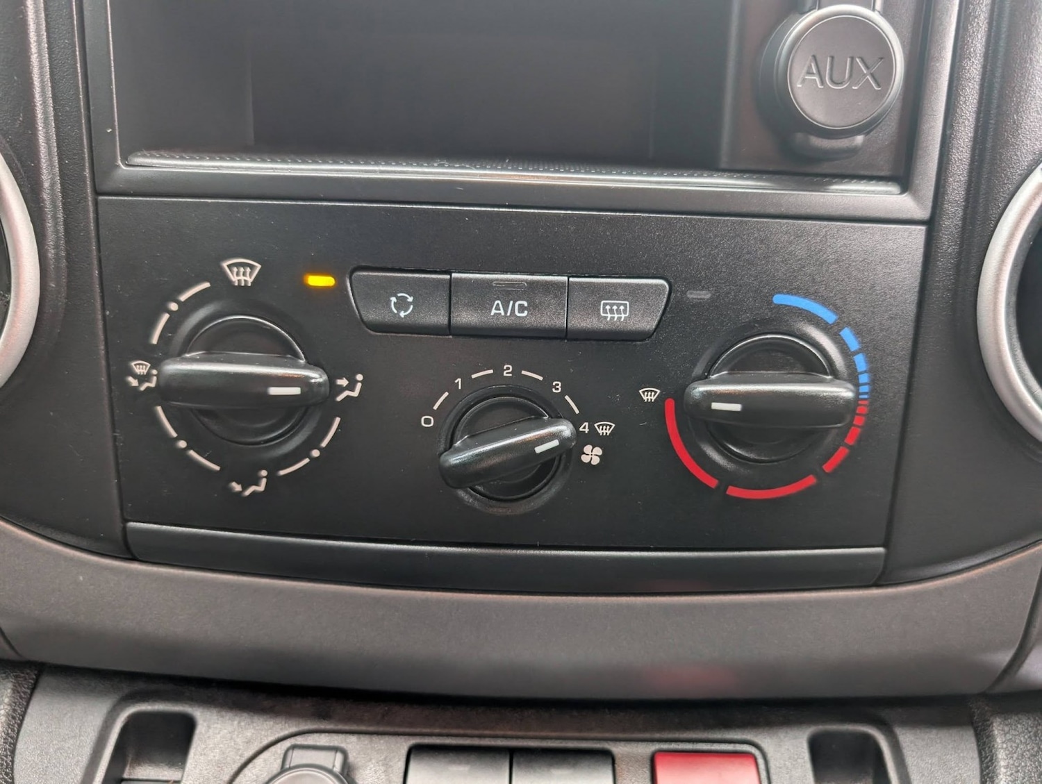 Used Peugeot Partner Tepee 2018 for sale - 77508511: Photo 31