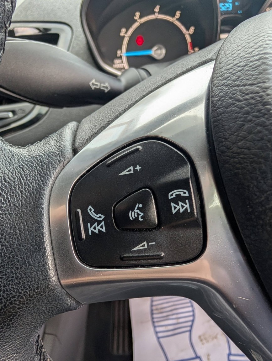 Used Ford Fiesta 2015 for sale - 77798599: Photo 21