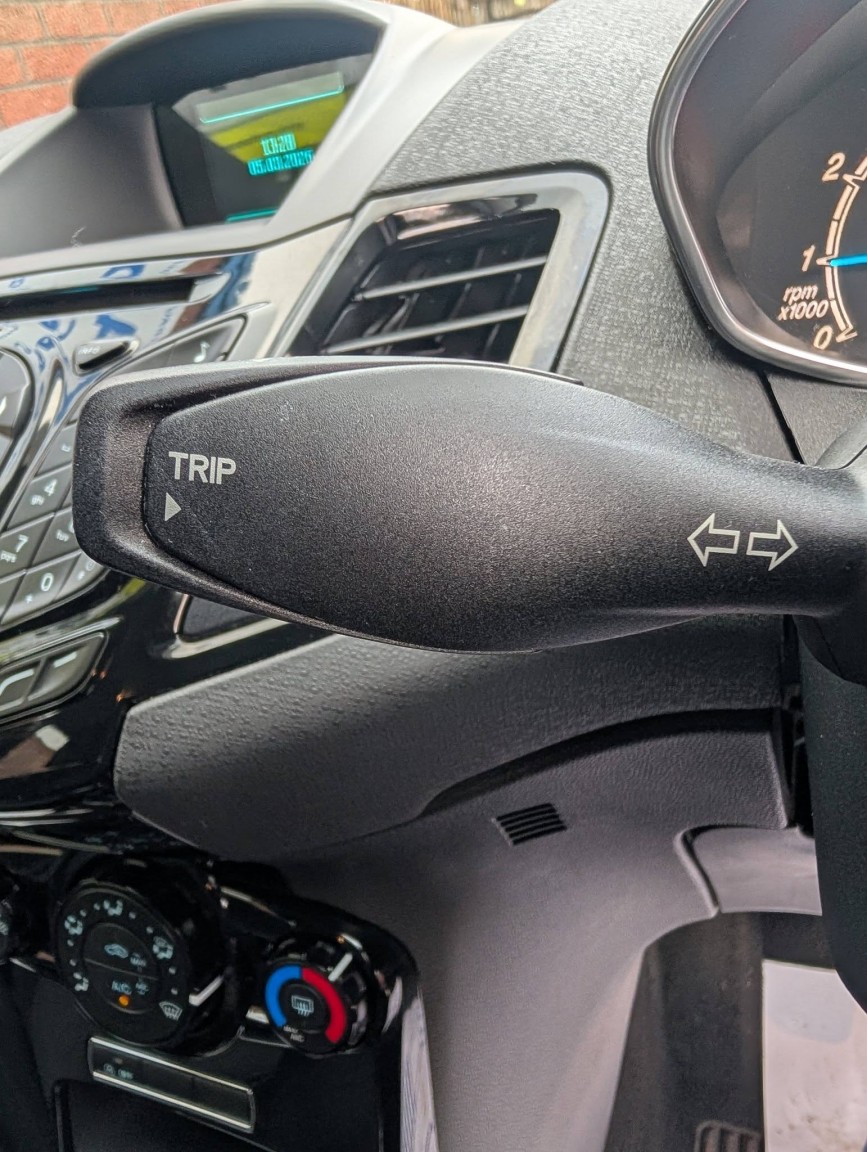 Used Ford Fiesta 2015 for sale - 77798599: Photo 22