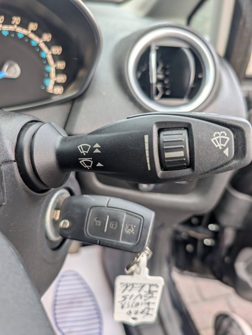 Used Ford Fiesta 2015 for sale - 77798599: Photo 23