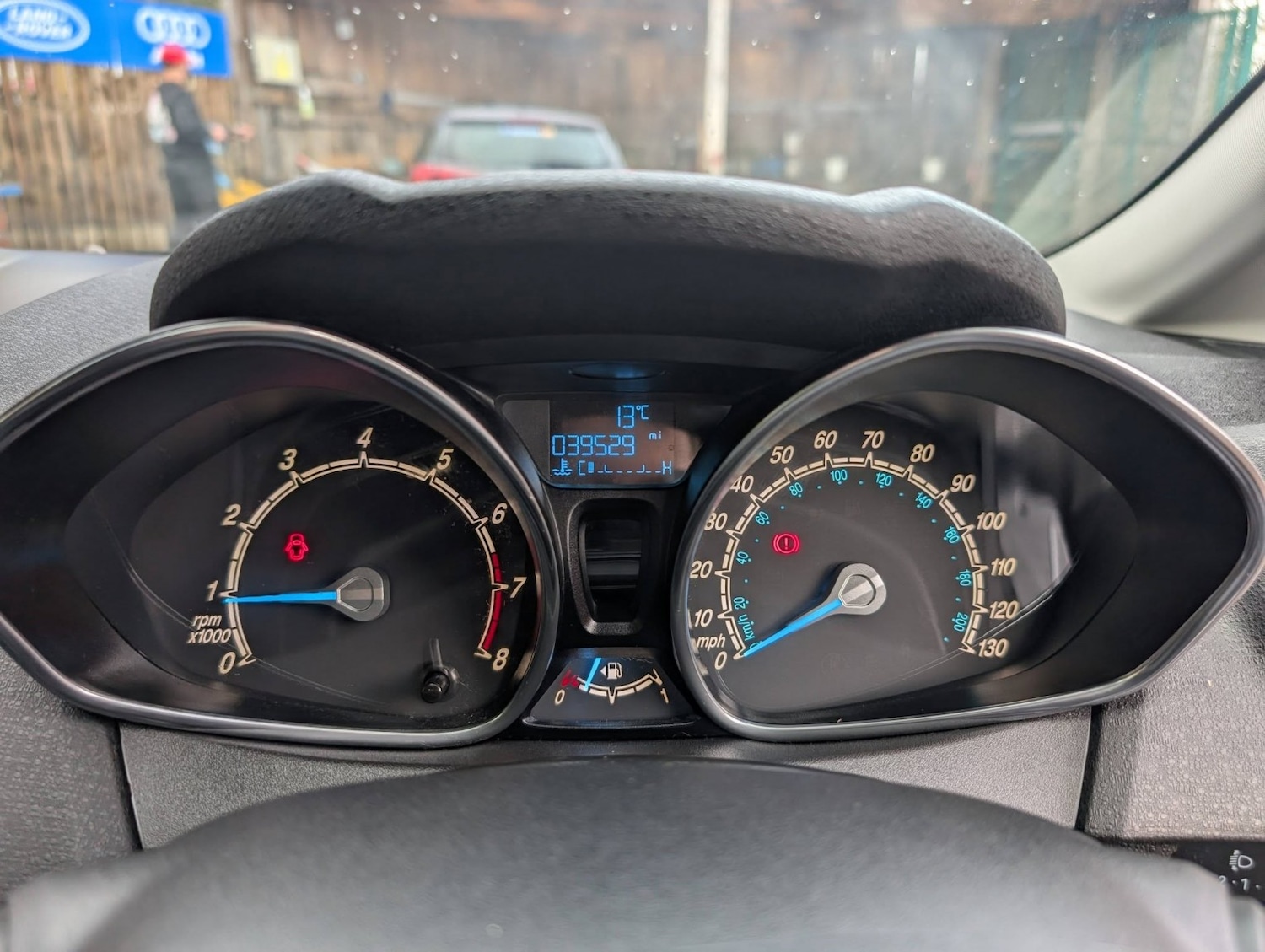 Used Ford Fiesta 2015 for sale - 77798599: Photo 32