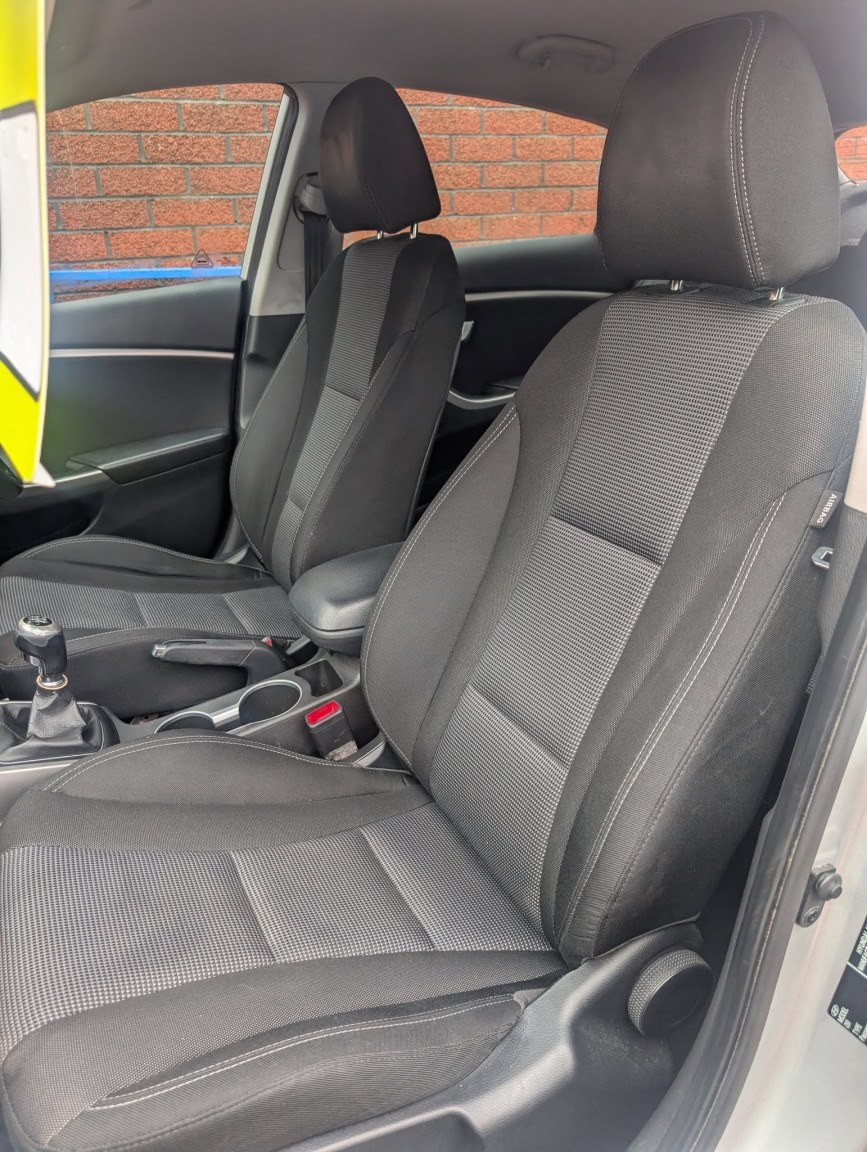 Used Hyundai i30 2013 for sale - 76817576: Photo 12