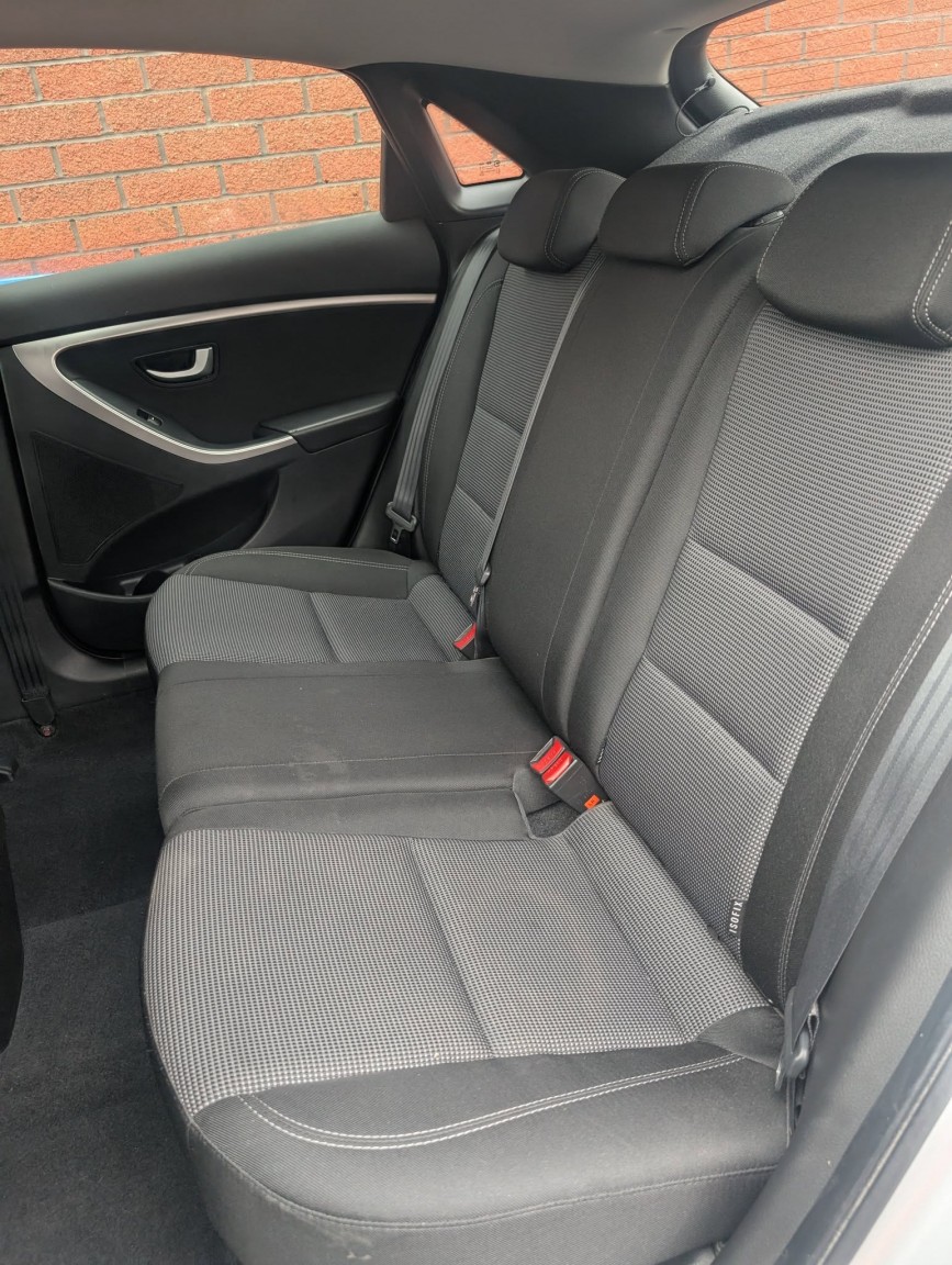 Used Hyundai i30 2013 for sale - 76817576: Photo 13