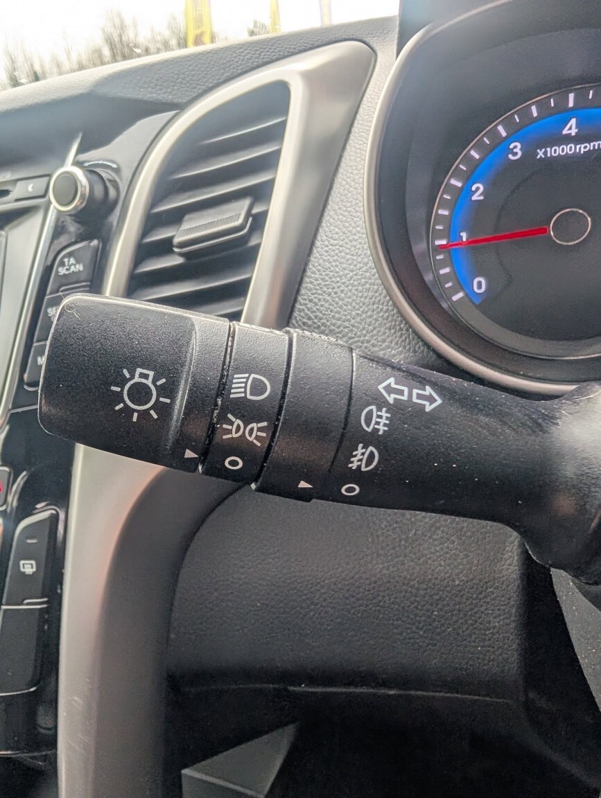 Used Hyundai i30 2013 for sale - 76817576: Photo 22