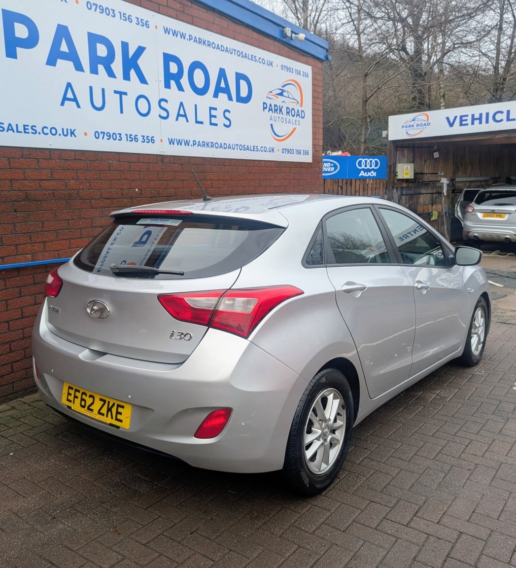 Used Hyundai i30 2013 for sale - 76817576: Photo 7