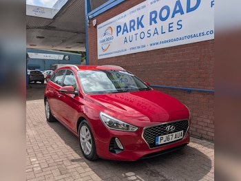 Used Hyundai i30 2017 for sale - 79360099: Photo