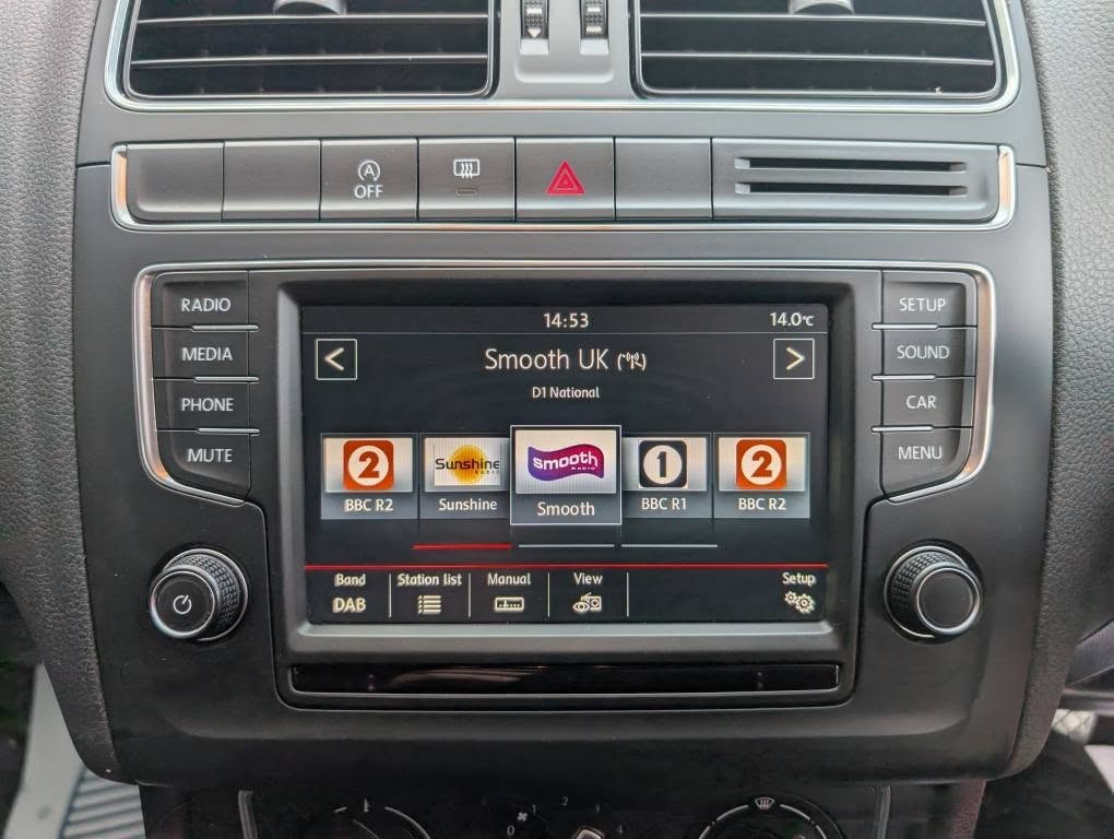 Used Volkswagen Polo 2015 for sale - 77465019: Photo 25