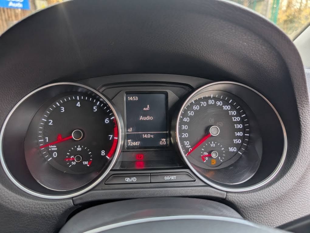 Used Volkswagen Polo 2015 for sale - 77465019: Photo 33