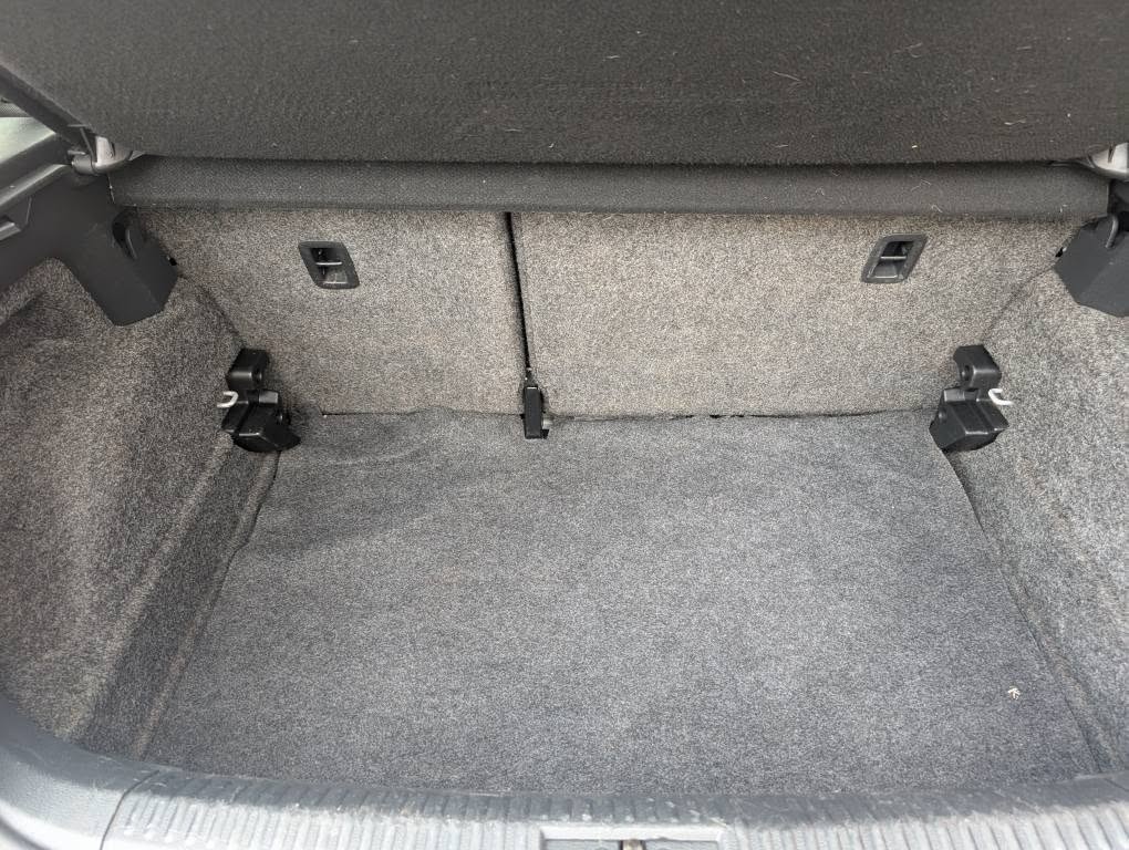 Used Volkswagen Polo 2015 for sale - 77465019: Photo 34