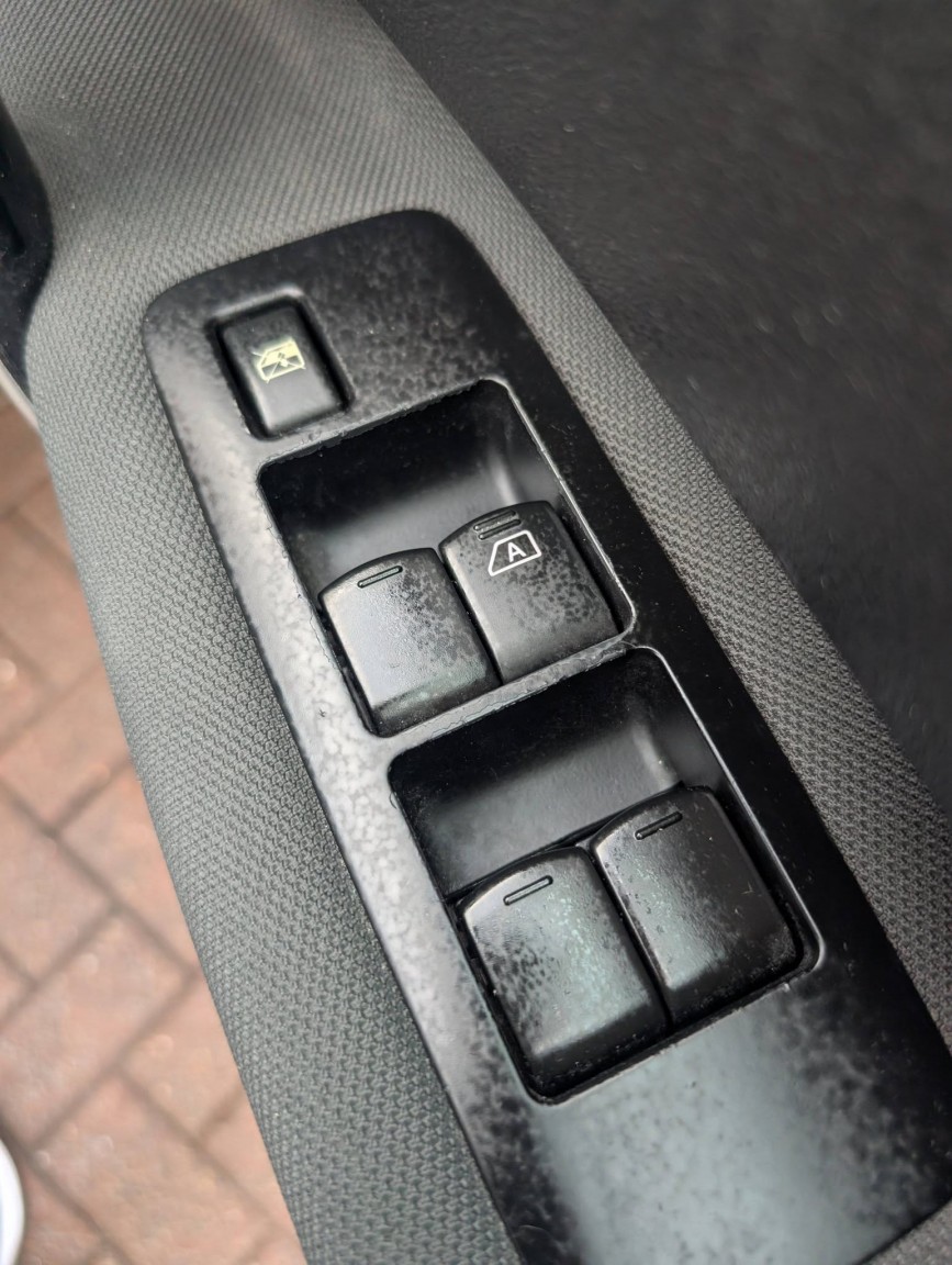 Used Nissan Qashqai 2012 for sale - 77189326: Photo 19