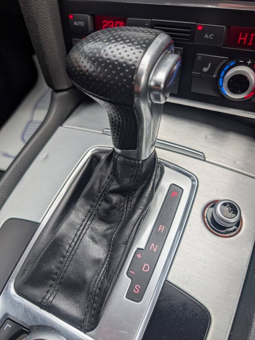 Used Audi Q7 2014 for sale - 77822190: Photo 58