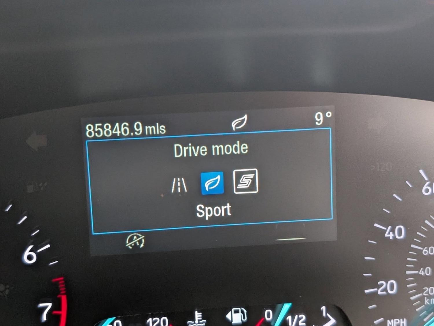 Used Ford Focus 2022 for sale - 76794107: Photo 40